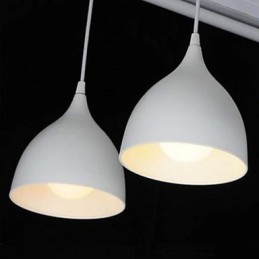 Moderný minimalistický prívesok na žiarovku