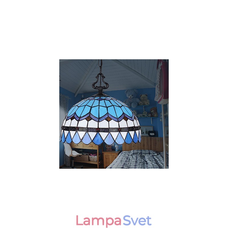 Luster z farebného skla pre európske vidiecke výtvarné umenie, ktorý obnovuje staré spôsoby svetla lampy