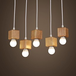 Severský štvorhranný držiak na lampu z masívneho dreva Svietidlo na sedenie