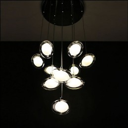 Moderné jednoduché lampy a lucerny