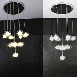 Moderné jednoduché lampy a lucerny