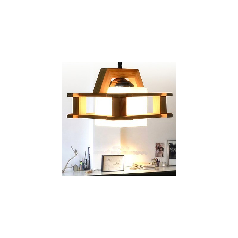 Lampa z masívneho dreva