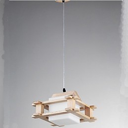 Lampa z masívneho dreva