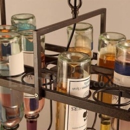 Tradičné klasické kovové závesné svietidlo