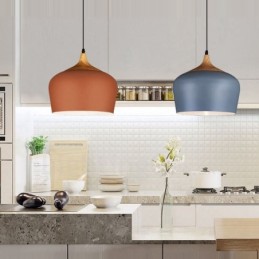1 Svetlá moderná súčasná závesná lampa s bielym červeným modrým odtieňom