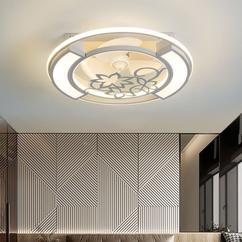 Stropné ventilátory v európskom štýle so svetlom