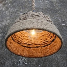 Retro ručne vyrábaná krajská lusterová lampa z konopného lana v industriálnom vidieckom štýle