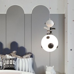Minimalistické závesné svetlo z tepaného železa Moon Landing Small Stropné svetlo