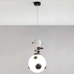 Minimalistické závesné svetlo z tepaného železa Moon Landing Small Stropné svetlo