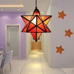 Európska závesná lampa z farebného skla Creative Star Závesná lampa