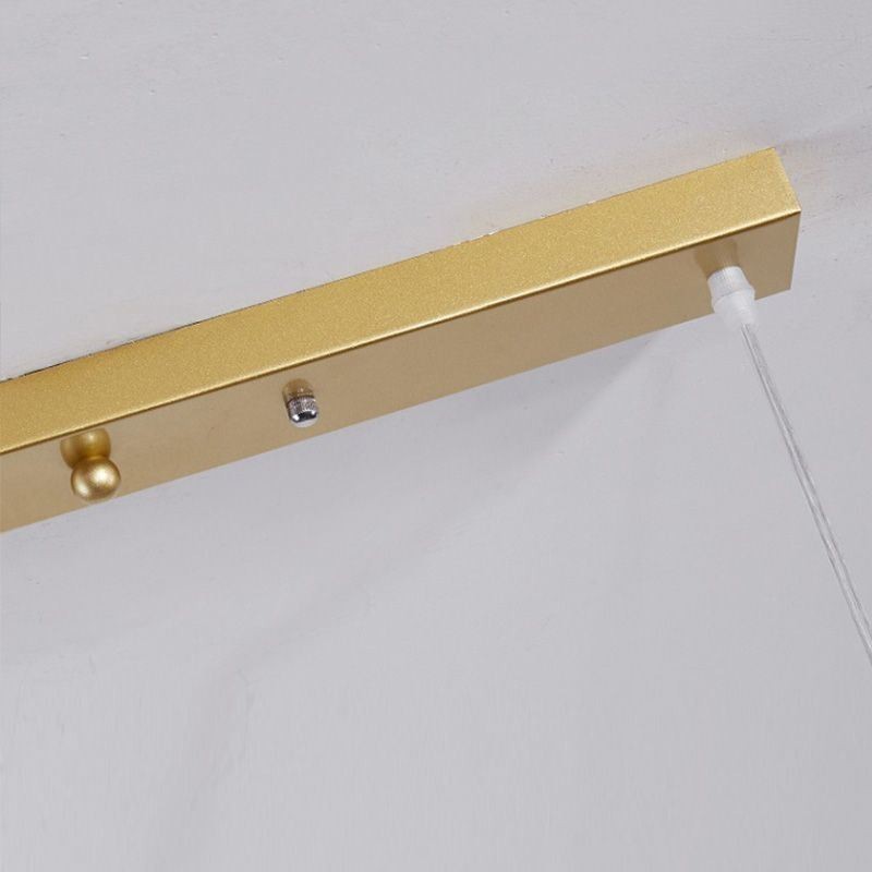 Moderné minimalistické dekoratívne svietidlo so 4 lampami