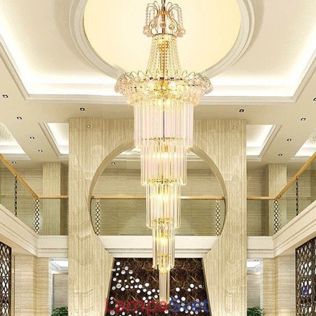 Elegantný dlhý závesný krištáľový luster Elegantný dlhý závesný krištáľový luster