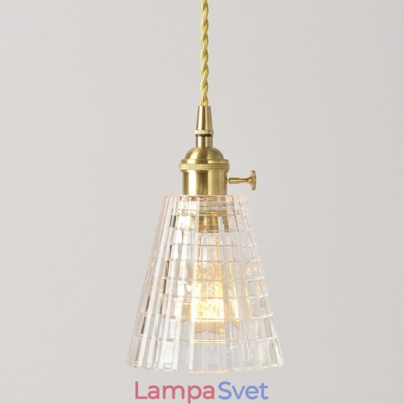 Štvorcová závesná mosadzná lampa z číreho rebrovaného skla s osvetlením s otočným spínačom