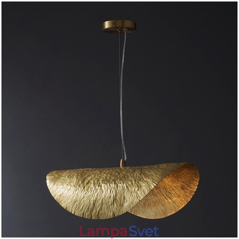 Tradičný klasický prívesok z čistej mosadze zo svetlého kovu