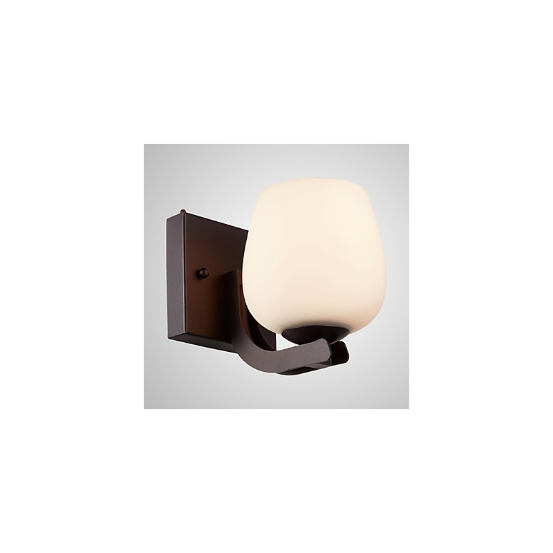 Železná nástenná lampa so skleneným tienidlom Klasické moderné nástenné svietidlá