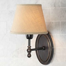Rural Nordic Restoring starodávna nástenná lampa s teplou látkou