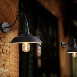 Obnova starých spôsobov je stará pouličná lampa Balkónová chodba Nástenná lampa z tepaného železa