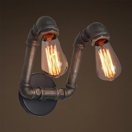 Retro kovová nástenná lampa do kaviarne