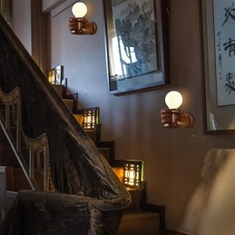 Európska nástenná pravá kreatívna retro päsť nástenná lampa