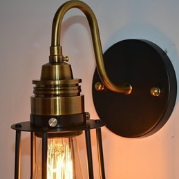 Nástenná lampa v zmluvnom štýle v Severnej Amerike