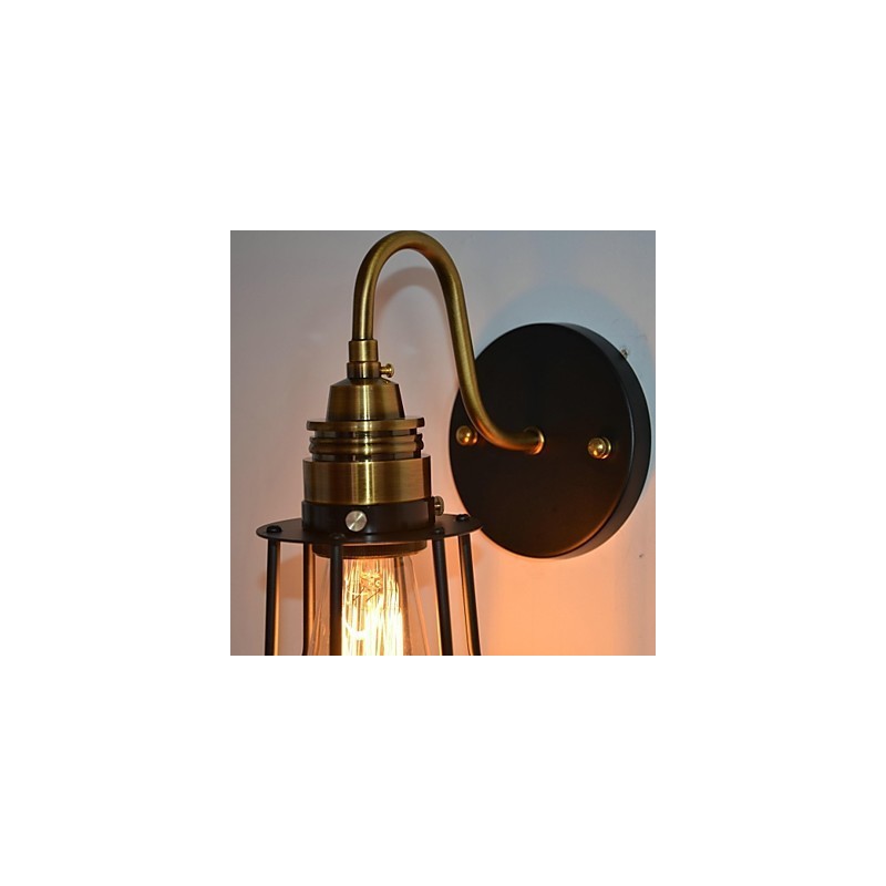 Nástenná lampa v zmluvnom štýle v Severnej Amerike