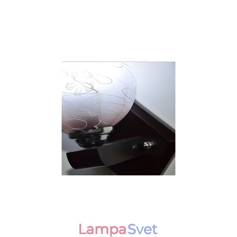 Kreatívna nástenná lampa z masívneho dreva v spálni Hlava postele svieti