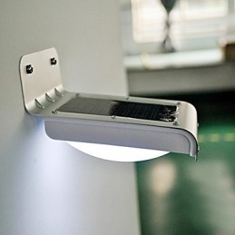 Hlasový senzor Vonkajšia solárna svetelná lampa Krajina Záhradný plot