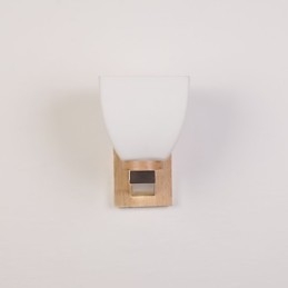 Jednoduchá nástenná lampa Nočná stolová lampa so skleneným tienidlom a masívnym drevom do spálne Komoda do obývačky Detská izba Konferenčný stolík na vysokej škole Knihy