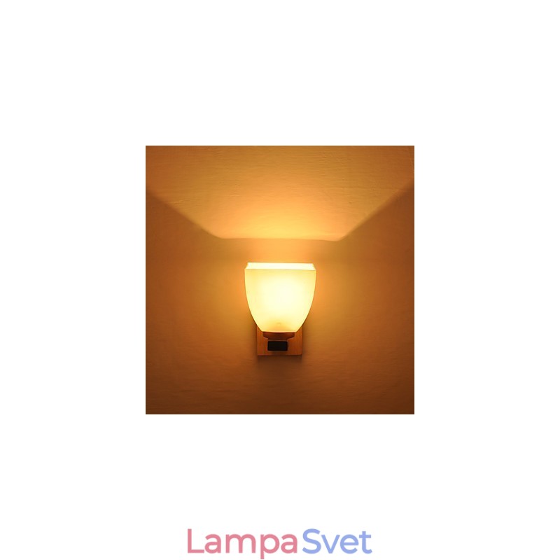 Jednoduchá nástenná lampa Nočná stolová lampa so skleneným tienidlom a masívnym drevom do spálne Komoda do obývačky Detská izba Konferenčný stolík na vysokej škole Knihy