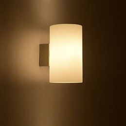 Sklenená nástenná lampa pre kovovú základňu a sklenené tienidlo pre svetlo v spálni