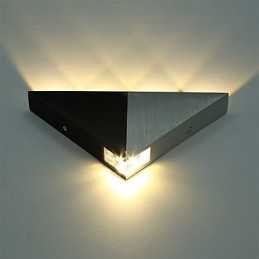 Moderné trojuholníkové nástenné svietidlo Vnútorná chodba Hore dole Nástenná lampa Bodové svetlo Hliníkové dekoratívne osvetlenie pre Studio Restauran