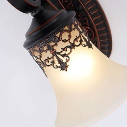 Nástenná lampa do hotelovej haly Spálňa Európska nástenná lampa Kreatívna dekorácia lampy do obývacej izby Retro nástenná lampa do chodby