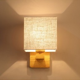 Minimalistická stolová lampa z masívneho dreva Nočná stolová lampa