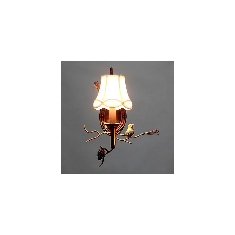 Severoamerický vintage kov so živicovým vtáčikom a šiškou Nástenná lampa vhodná do obývacej izby Nástenné svietidlo do jedálne