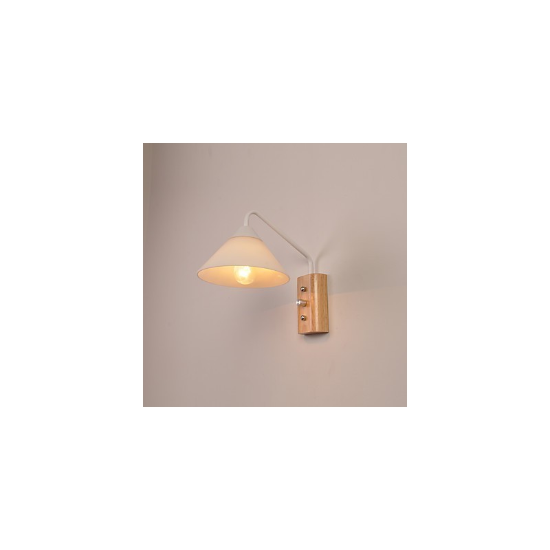 Jednoduchá nástenná lampa Nočná stolová lampa so skleneným tienidlom a masívnym drevom do spálne Komoda do obývačky Detská izba Konferenčný stolík na vysokej škole Knihy