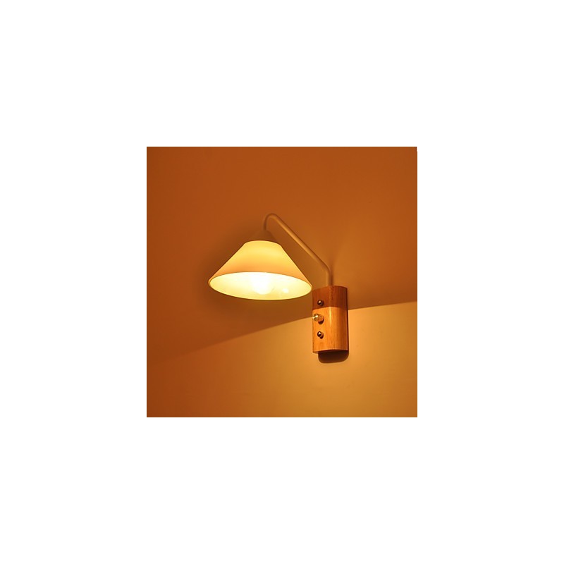 Jednoduchá nástenná lampa Nočná stolová lampa so skleneným tienidlom a masívnym drevom do spálne Komoda do obývačky Detská izba Konferenčný stolík na vysokej škole Knihy