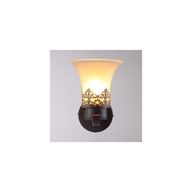 Jednohlavý americký vidiek Vintage kov so sklenenou nástennou lampou pre jedáleň Vstup do obývacej izby Foyer Dekorovaná nástenná lampa
