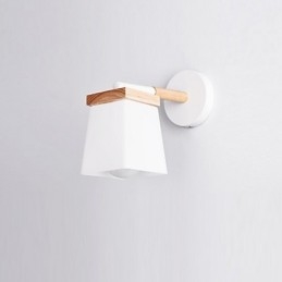 Nástenné svietidlo Squere Glassshade do spálne Moderné nástenné svietidlo s okolitým svetlom