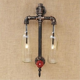 Nástenná lampa na fľašu na víno s americkou tematikou a žehličkou s vodovodnou fajkou