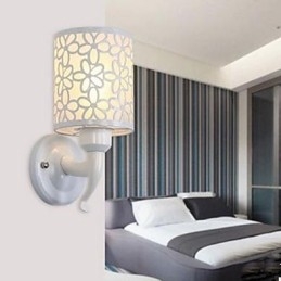 Moderná módna nočná lampa