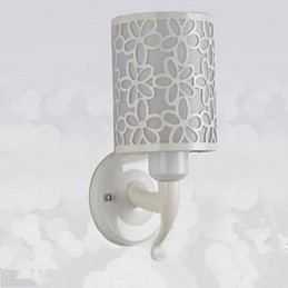 Moderná módna nočná lampa