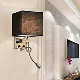 Moderná hotelová izba Kreatívna látková chodba Balkón Nočná lampa na čítanie