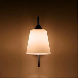 Moderná minimalistická sklenená hotelová nástenná ulička