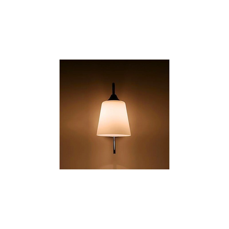 Moderná minimalistická sklenená hotelová nástenná ulička