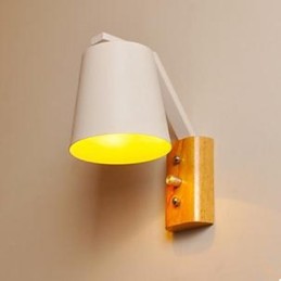 Spínač lampy zo železnej postele Creative Personality so severskou chodbou