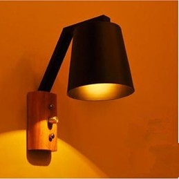 Spínač lampy zo železnej postele Creative Personality so severskou chodbou