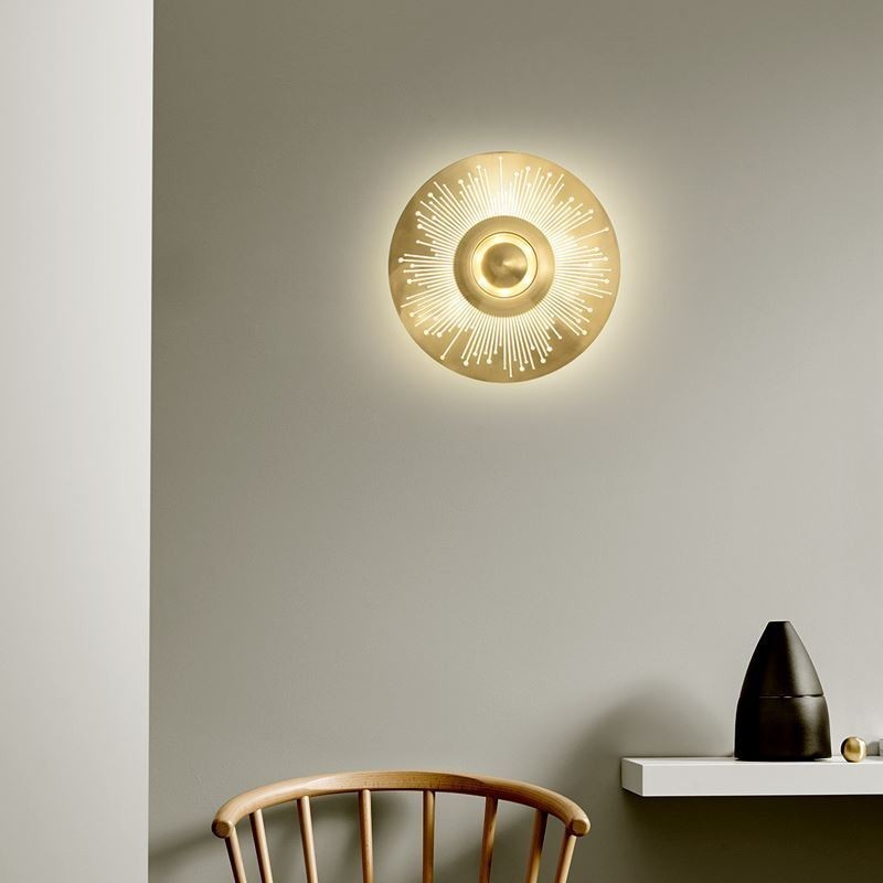 Severská mosadzná nástenná lampa Duté svietidlo okrúhleho tvaru
