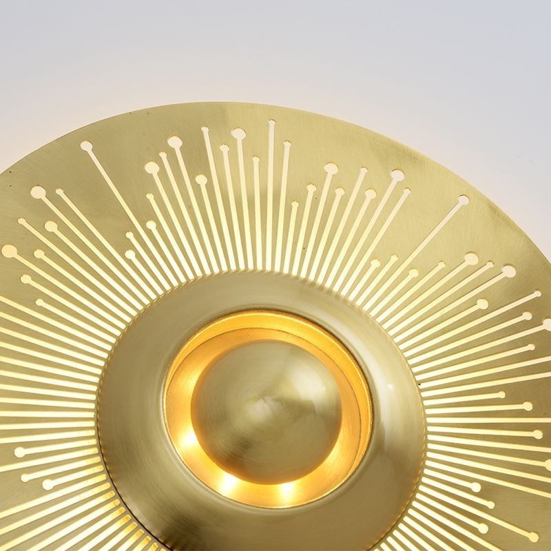 Severská mosadzná nástenná lampa Duté svietidlo okrúhleho tvaru