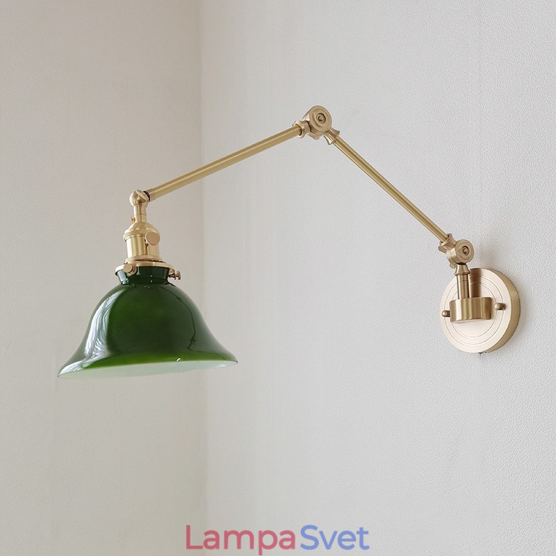 Moderné nástenné svietidlo so skleneným tienidlom