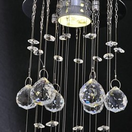Luxusná krištáľová lampa